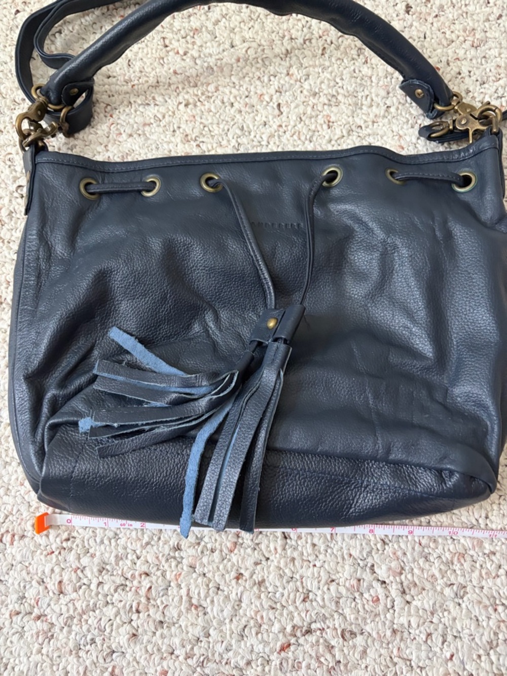 Wanderers Tassel Drawstring Shoulder Bag - navy